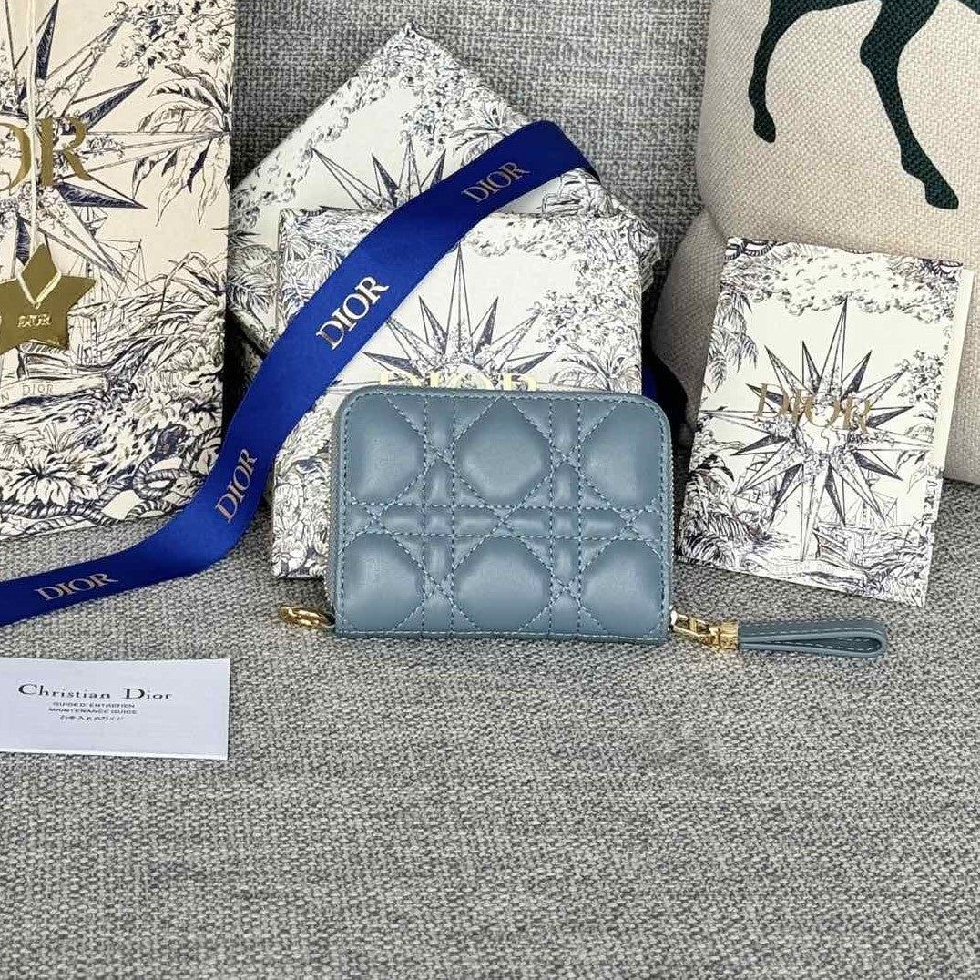 DIOR Logo Caro 11cm Compact Wallet Cloud Blue Calfskin