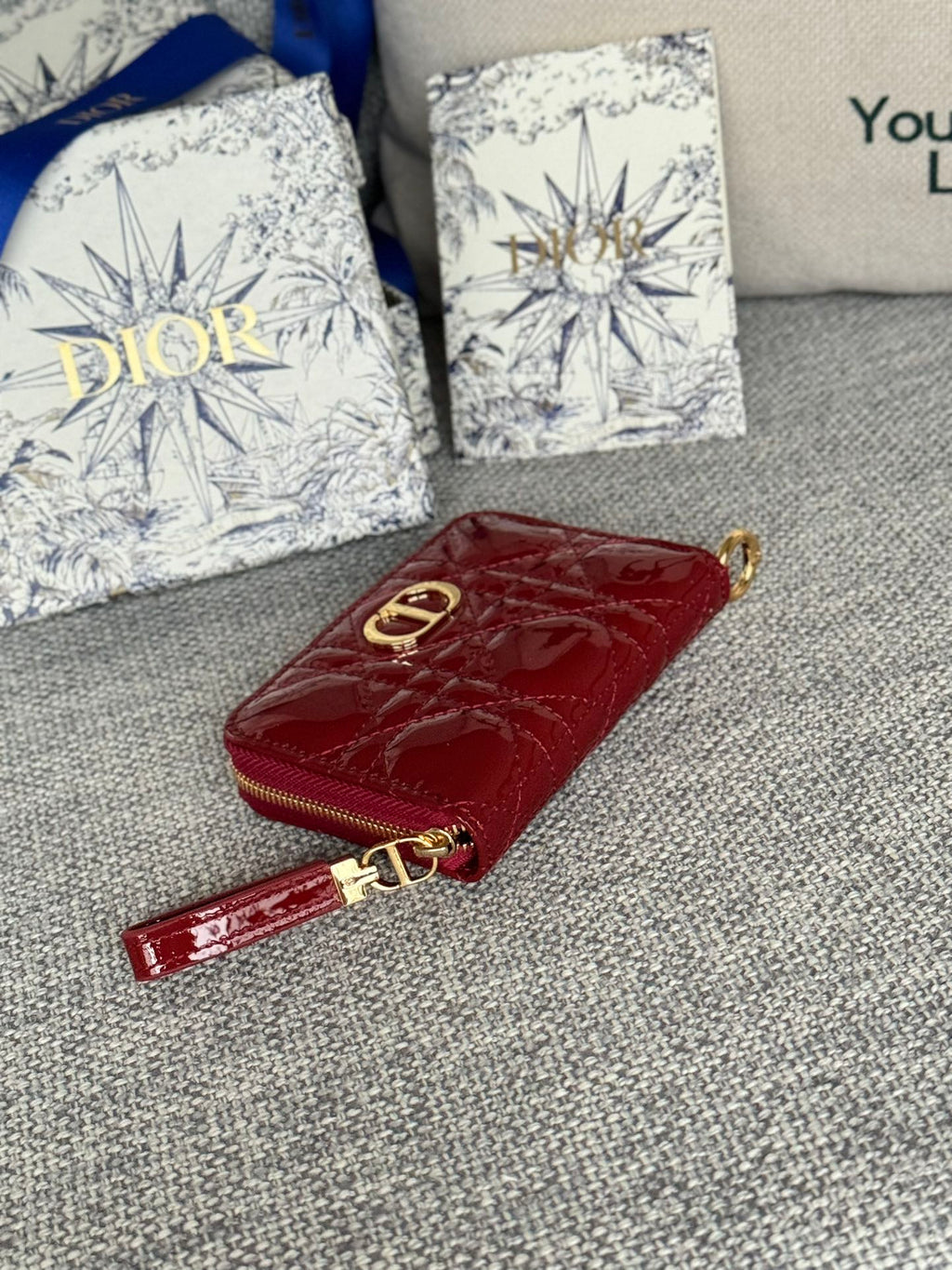 DIOR Logo Caro 11cm Compact Wallet Shiny Red Calfskin