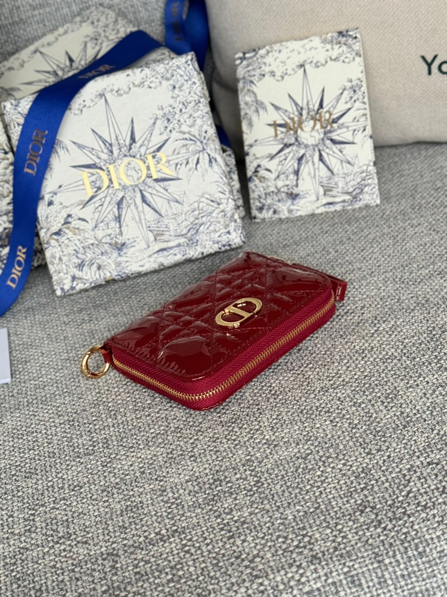 DIOR Logo Caro 11cm Compact Wallet Shiny Red Calfskin