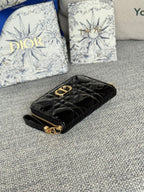 DIOR Logo Caro 11cm Compact Wallet Shiny Black Calfskin