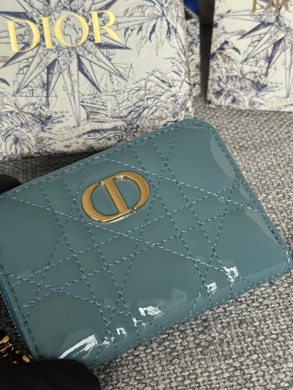 DIOR Logo Caro 11cm Compact Wallet Shiny Teal Calfskin