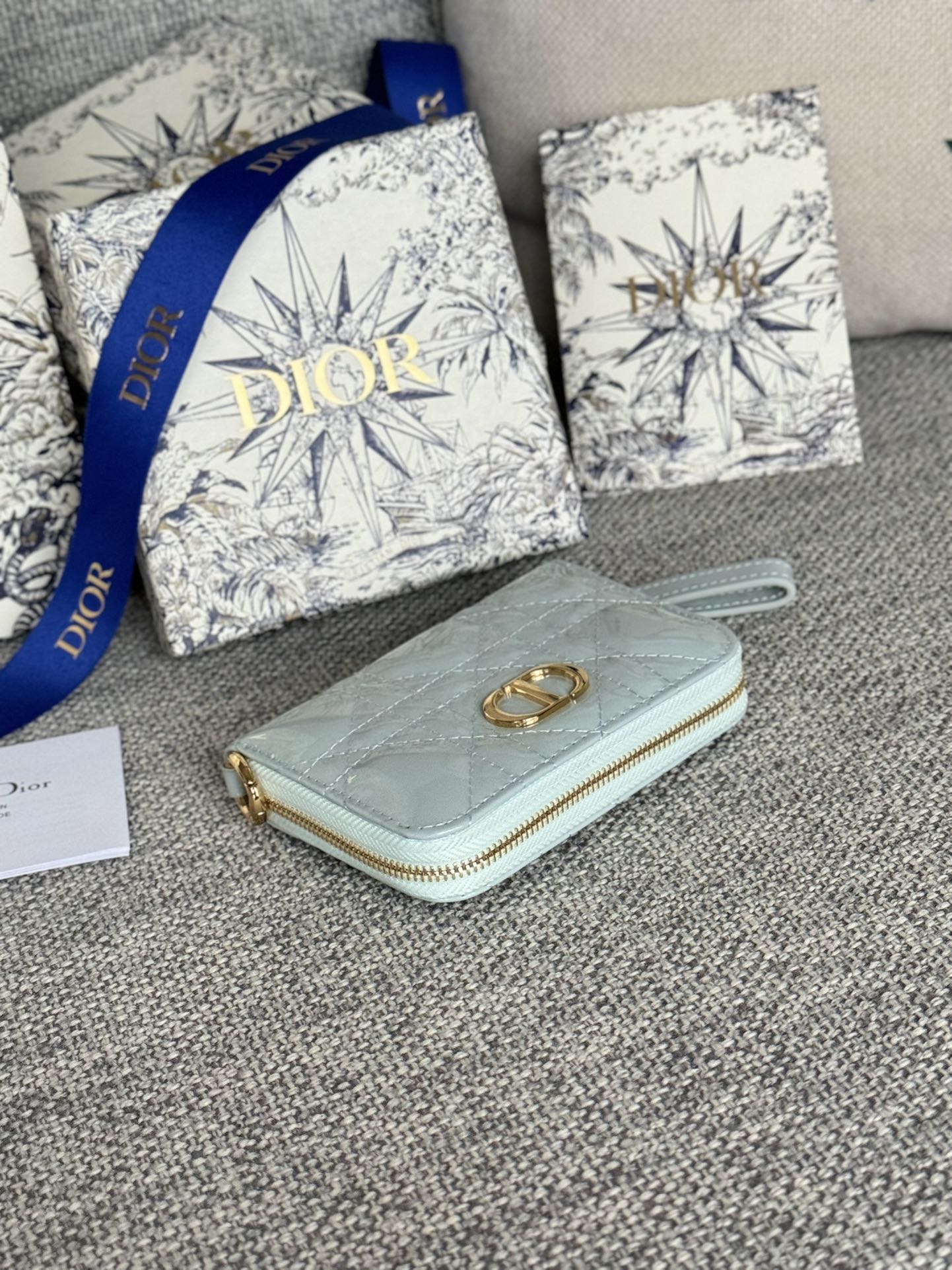 DIOR Logo Caro 11cm Compact Wallet Shiny Cloud Blue Calfskin