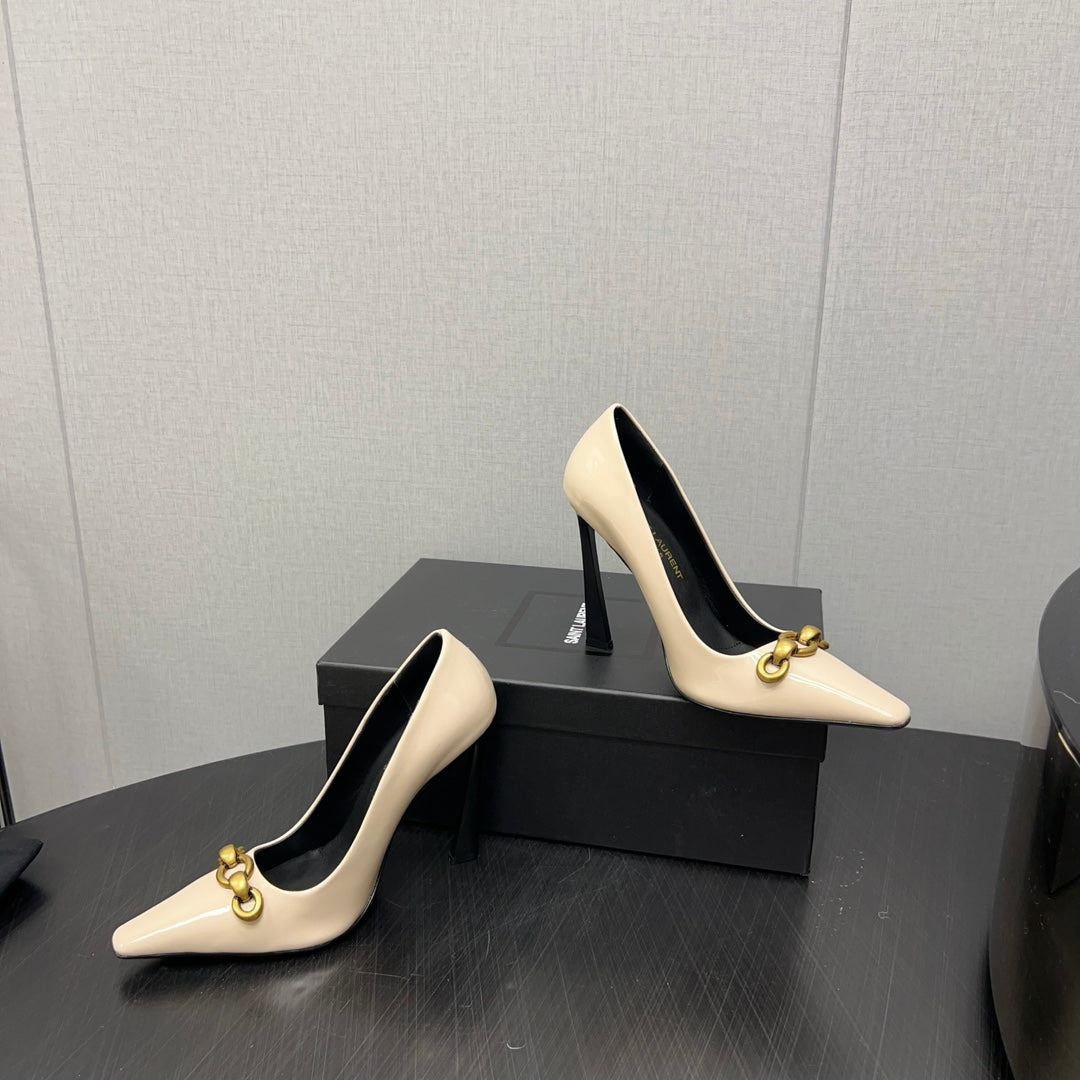 Saint Laurent HIGH PUMPS IN CREAM GLOSSY CALFSKIN ATTACHED GOLD CHAIN