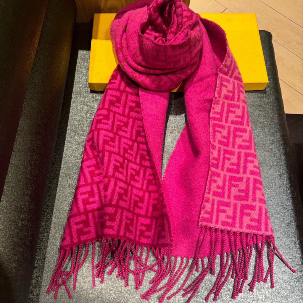 FENDI FF SCARF 180 CM IN BRIGHT PINK MONOGRAM WOOL AND CASHMERE 411830