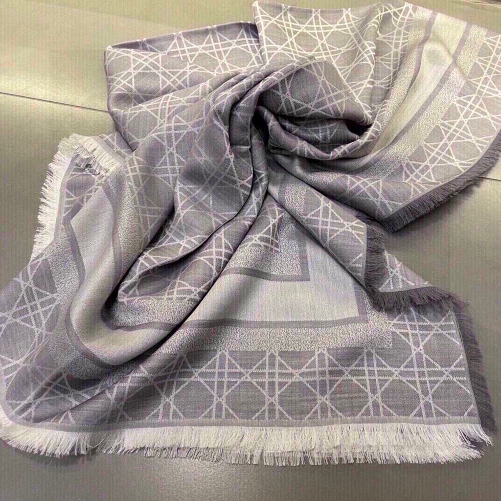 DIOR SQUARE SCARF 140 CM IN LIGHT PURPLE MIX WHITE  WOOL AND SILK  415456