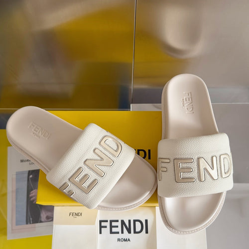 FENDI FENDI ROMA SLIDE IN WHITE GRAINED CALFSKIN WITH LOGO