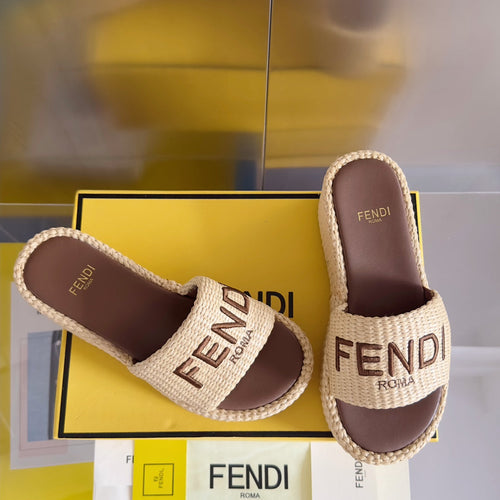FENDI FENDI PLATFORM WEDGES IN BEIGE RAFFIA WITH BROWN EMBROIDERED LOGO