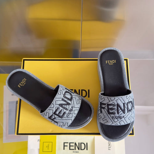 FENDI FENDI PLATFORM WEDGES IN GREY MONOGRAM JACQUARD WITH BLACK EMBROIDERED LOGO