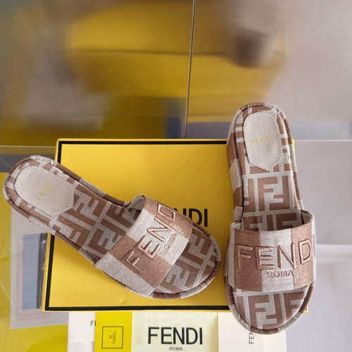 FENDI FENDI PLATFORM WEDGES IN ASH BROWN MIX WHITE FF MONOGRAM FABRIC
