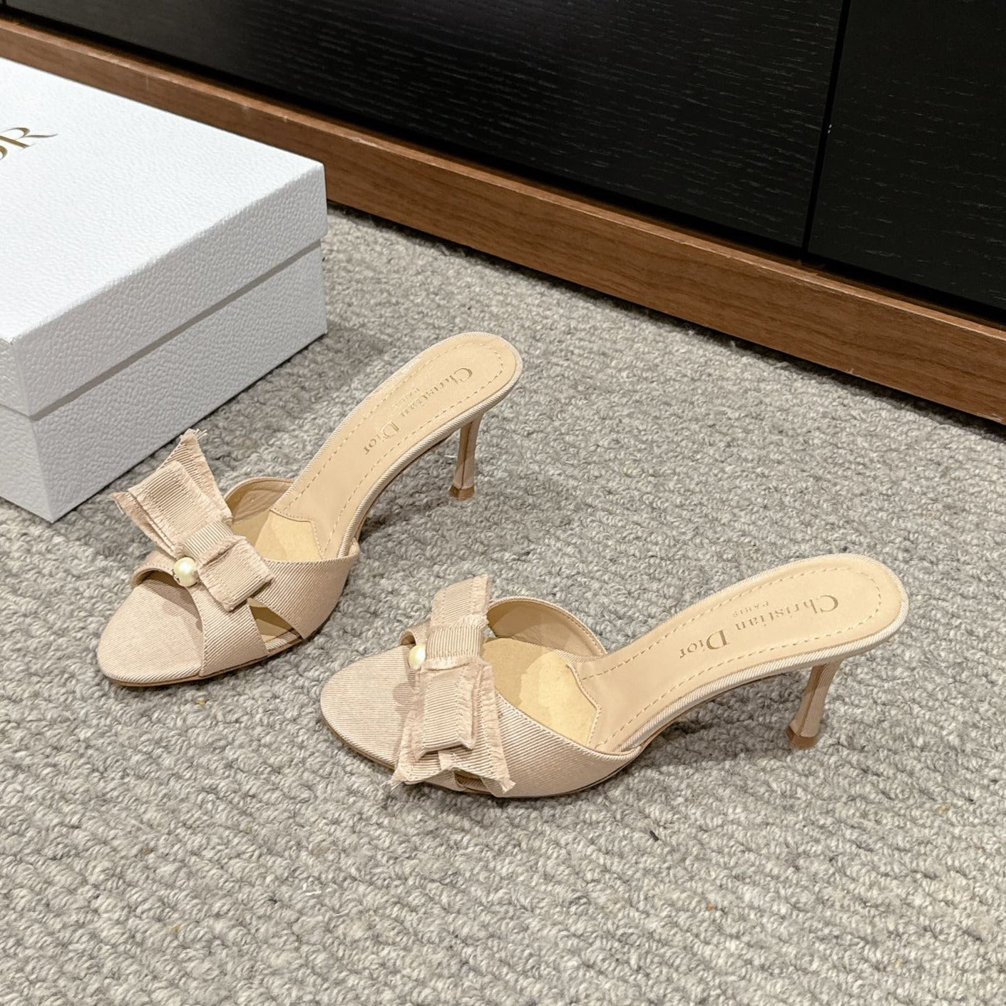 DIOR sandal a DIORable 80 beige grosgrain lambskin