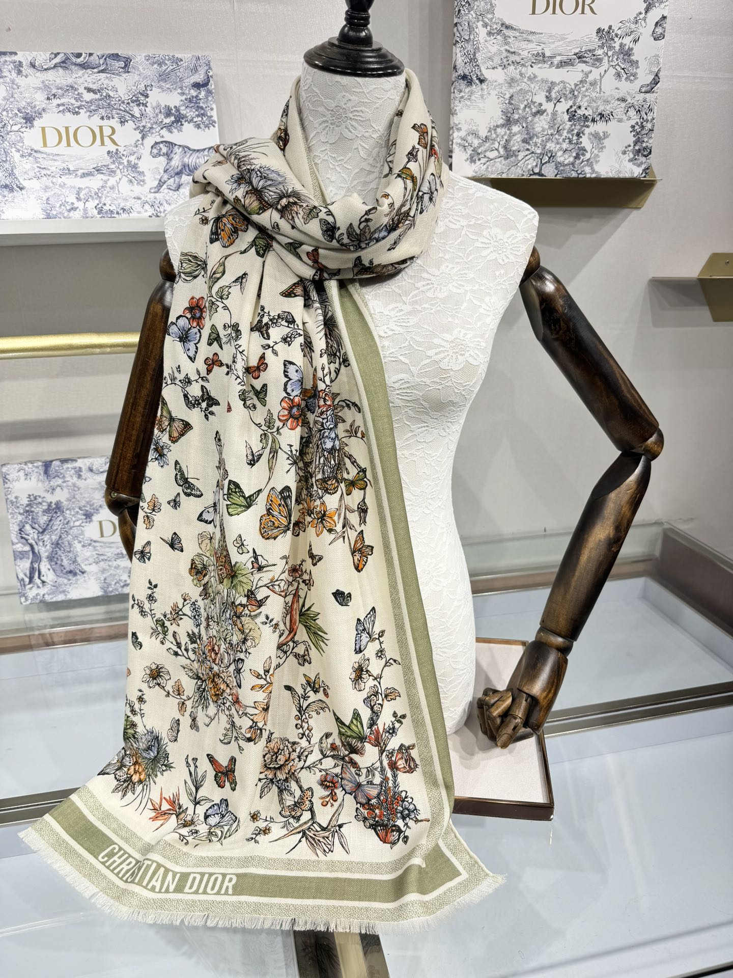 DIOR SCARF 180 CM IN COLORFUL CASHMERE AND SILK 408422