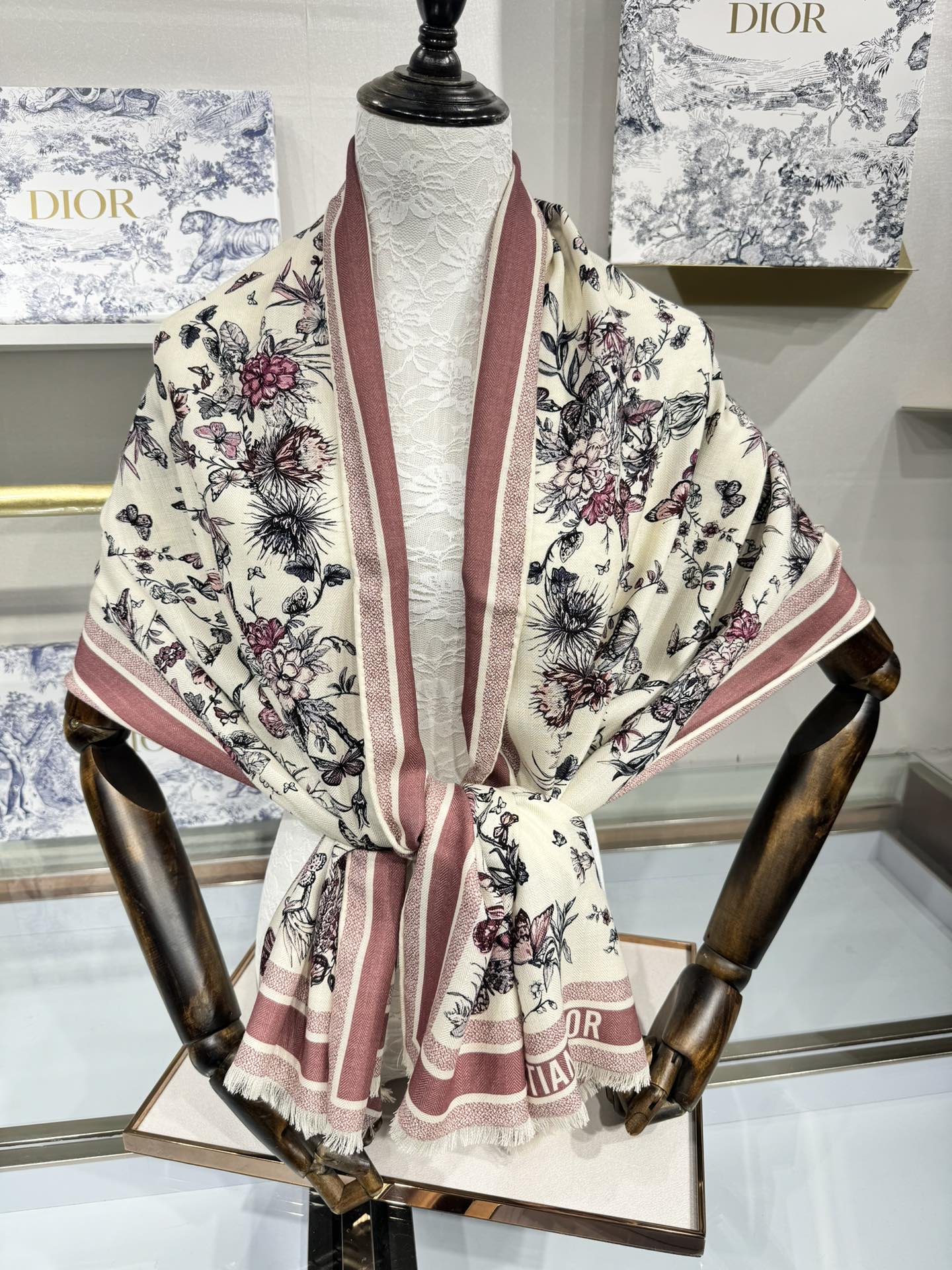 DIOR SCARF 180 CM IN COLORFUL CASHMERE AND SILK 408421