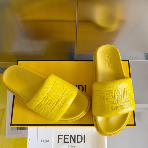 FENDI FENDI ROMA SLIDES IN SUNSHINE YELLOW FUSSBETT LAMBSKIN