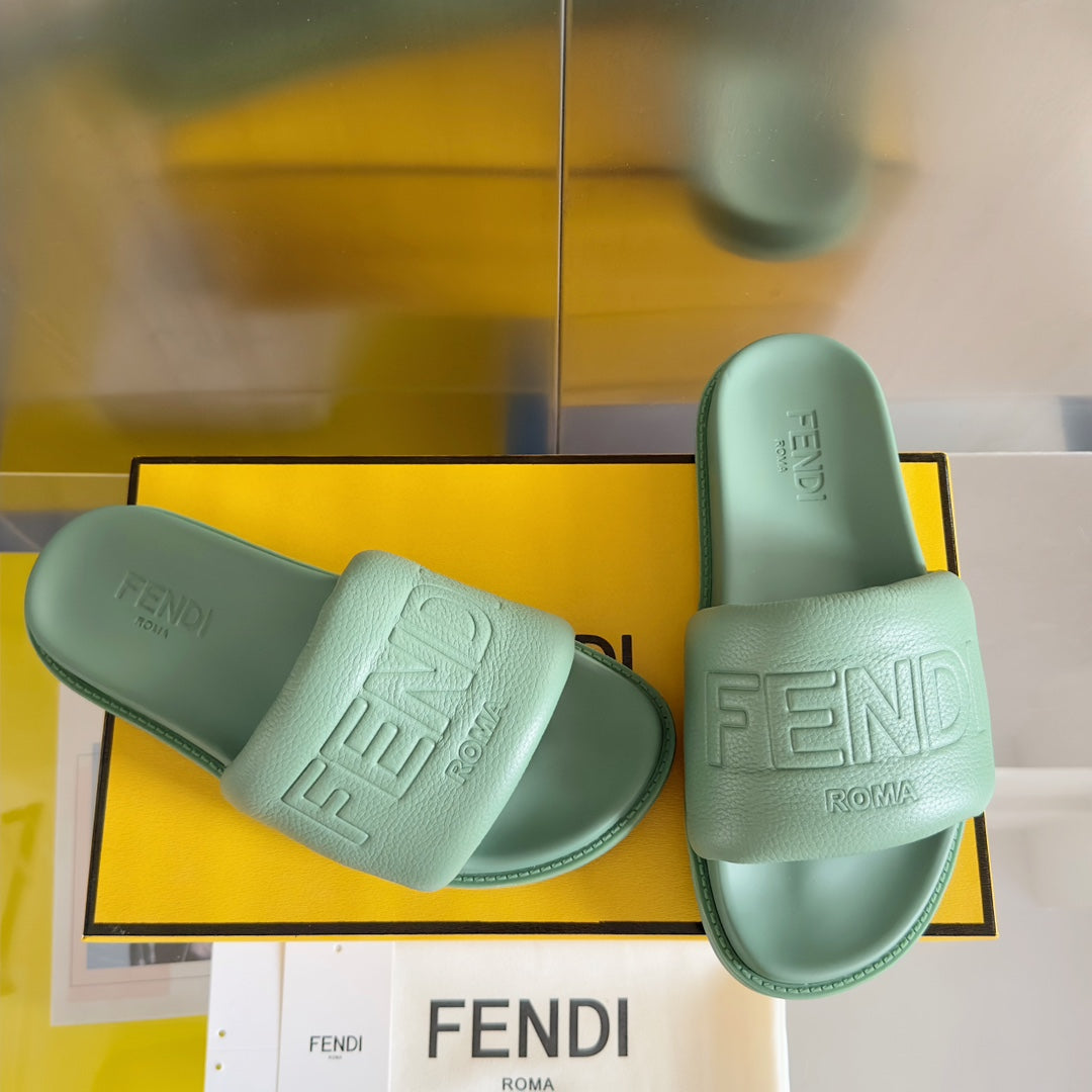 FENDI FENDI ROMA SLIDES IN GREEN MINT FUSSBETT LAMBSKIN