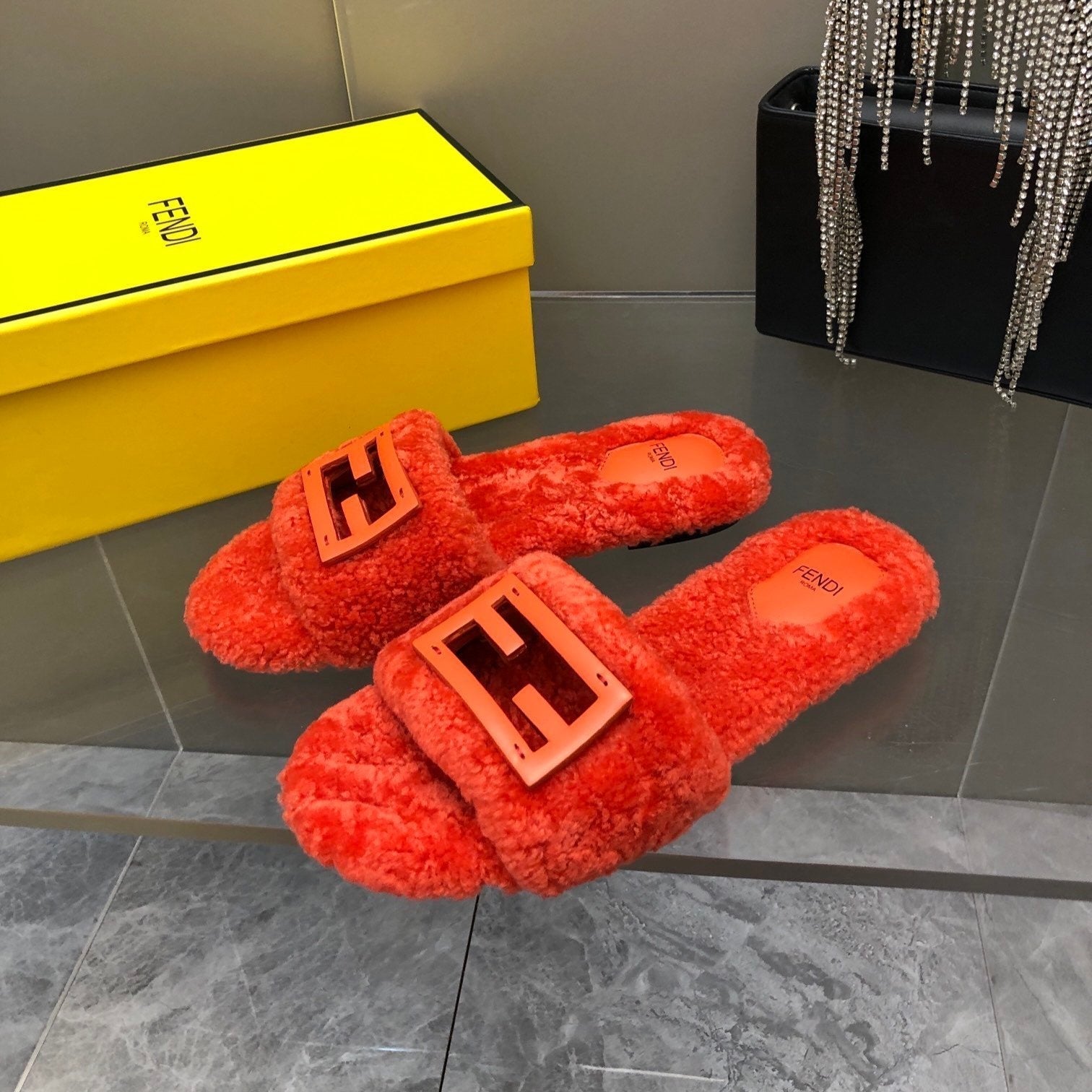 FENDI FENDI BAGUETTE SLIDE SLIPPERS IN CHERRY RED WOOL
