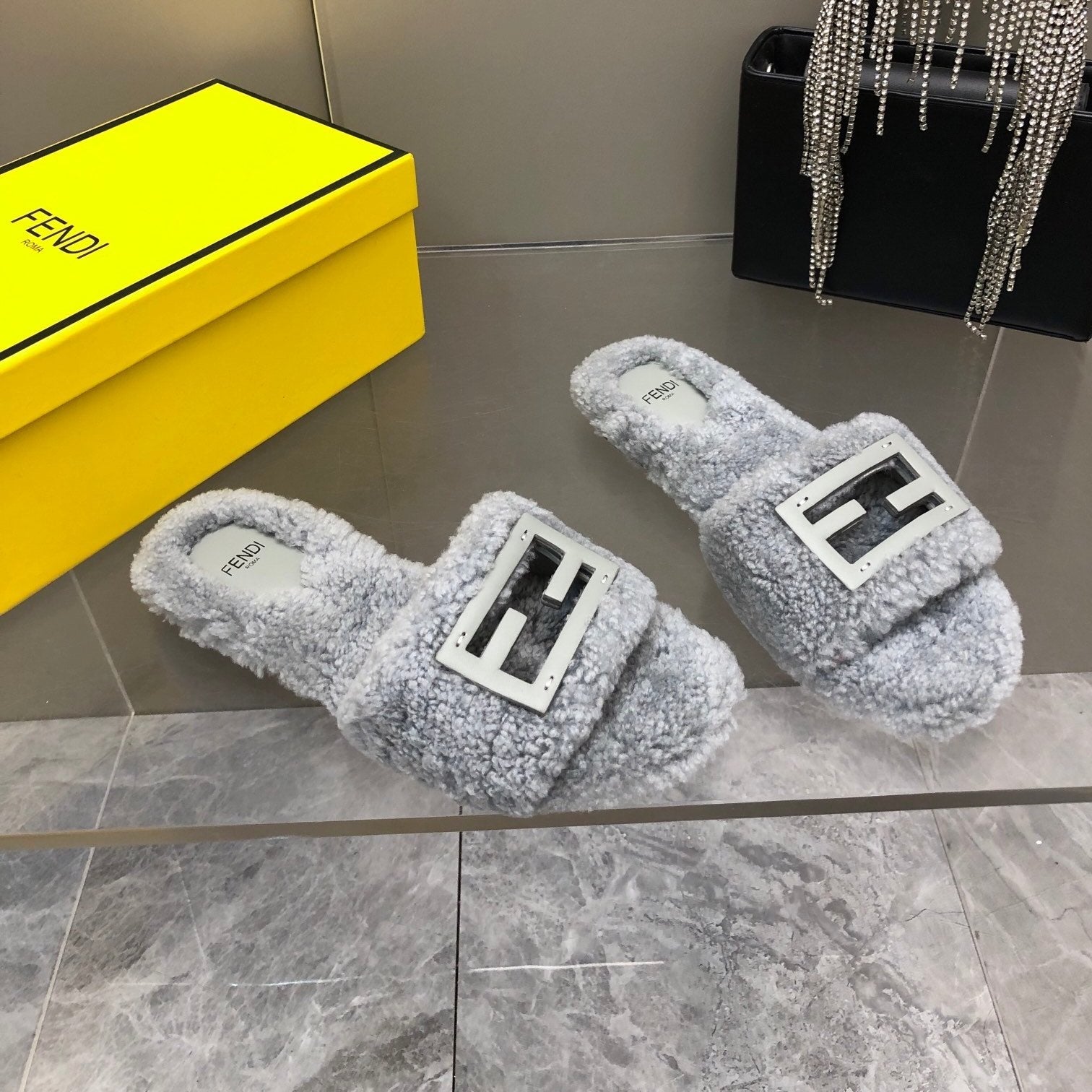 FENDI FENDI BAGUETTE SLIDE SLIPPERS IN GREY WOOL