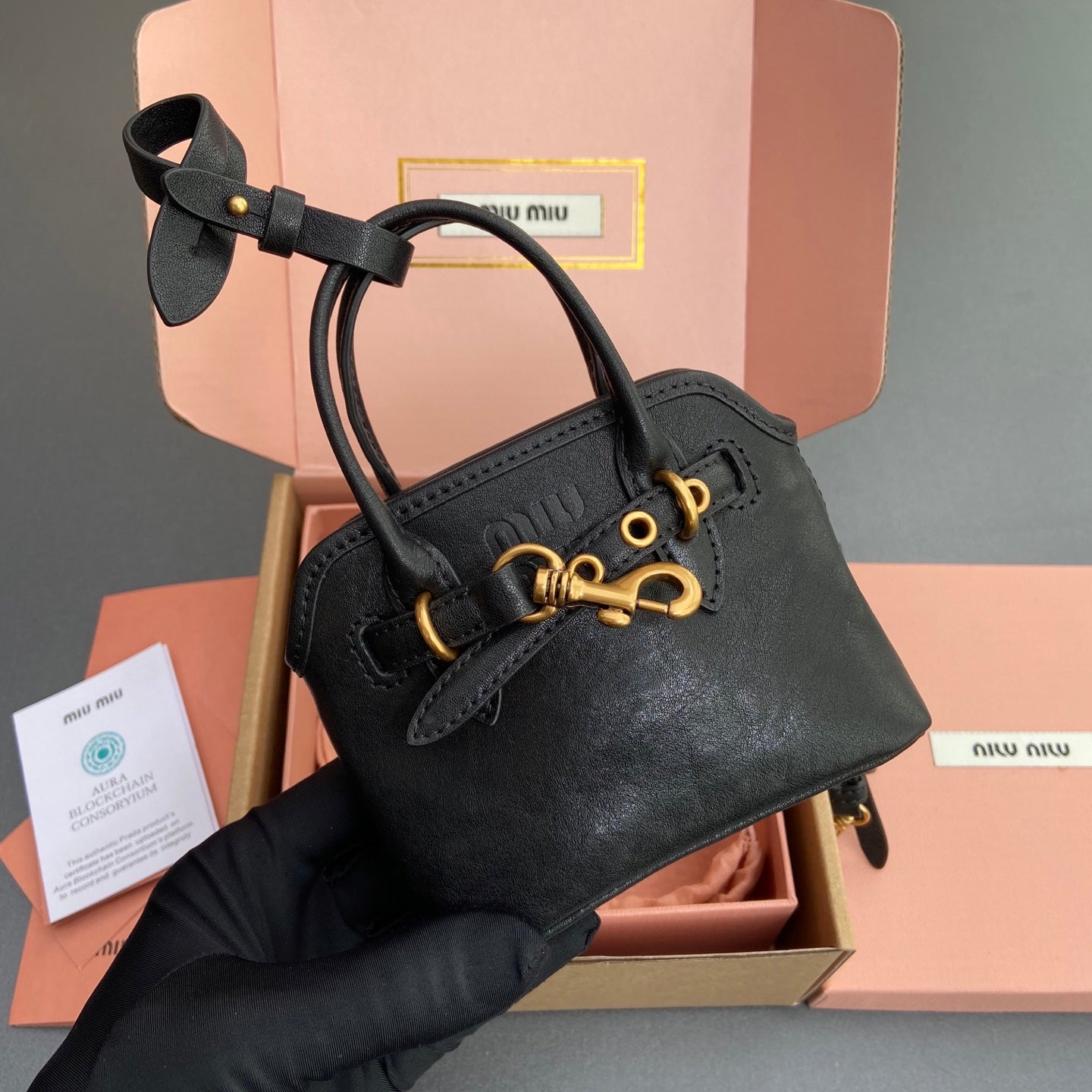 AVENTURE BAG 13 IN BLACK SHINY CALFSKIN