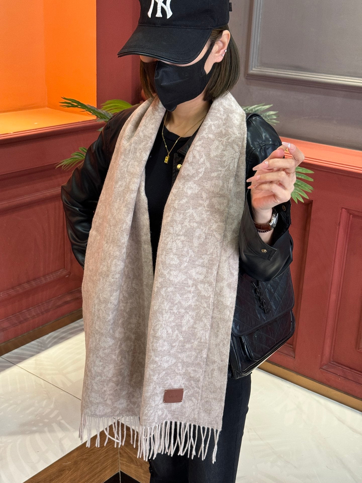 DIOR SCARF 180 CM IN ECRU TAN MONOGRAM CASHMERE 394644