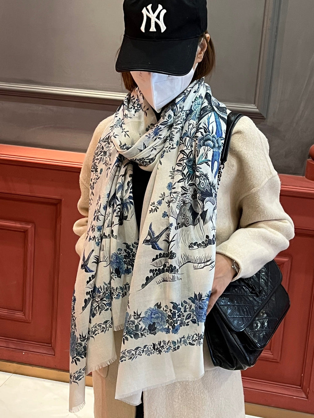 DIOR SCARF 200 CM IN WHITE MIX BLUE CASHMERE 413825