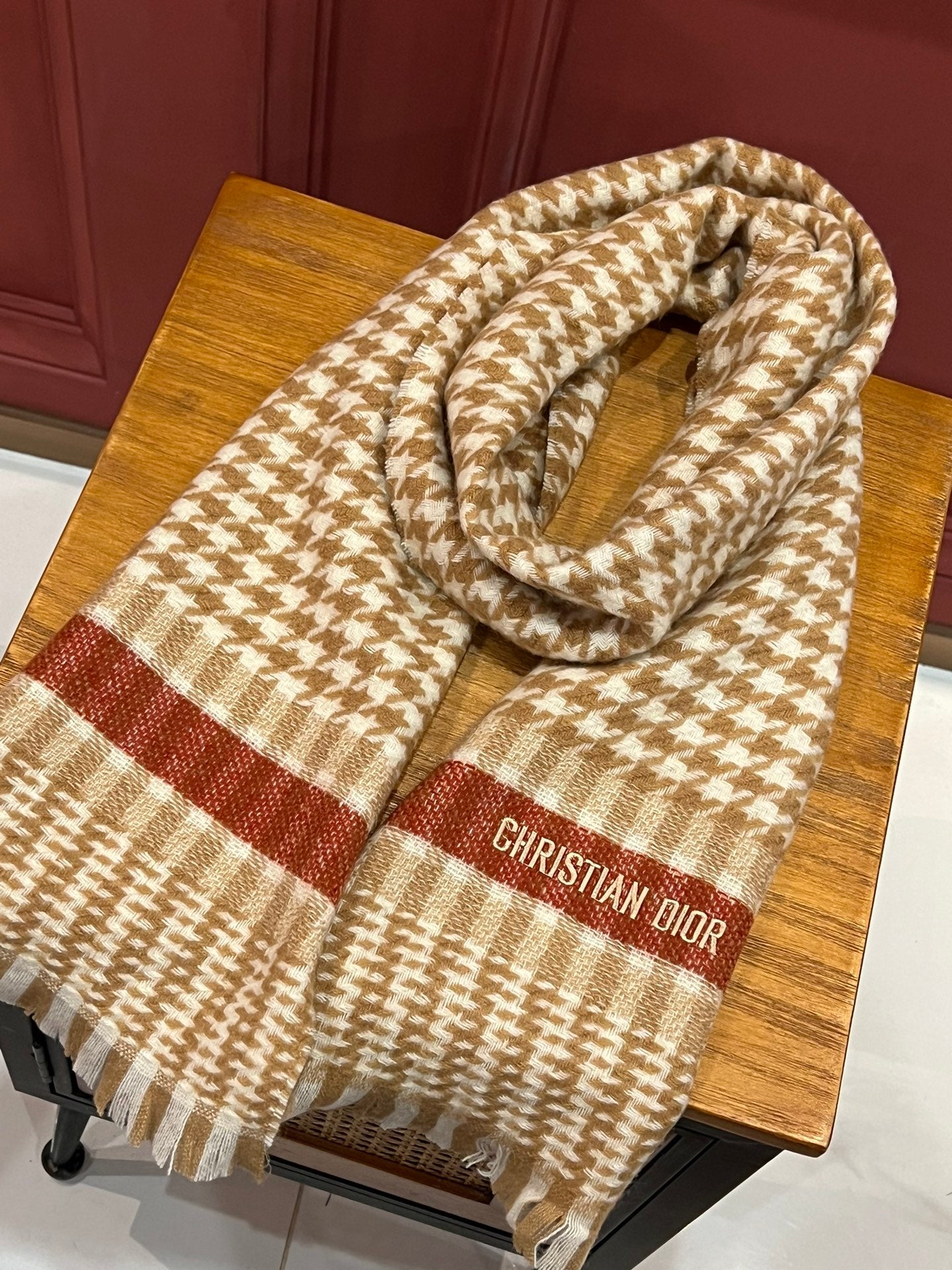 DIOR SCARF 190 CM IN PEANUT BROWN MIX WHITE CASHMERE 416802