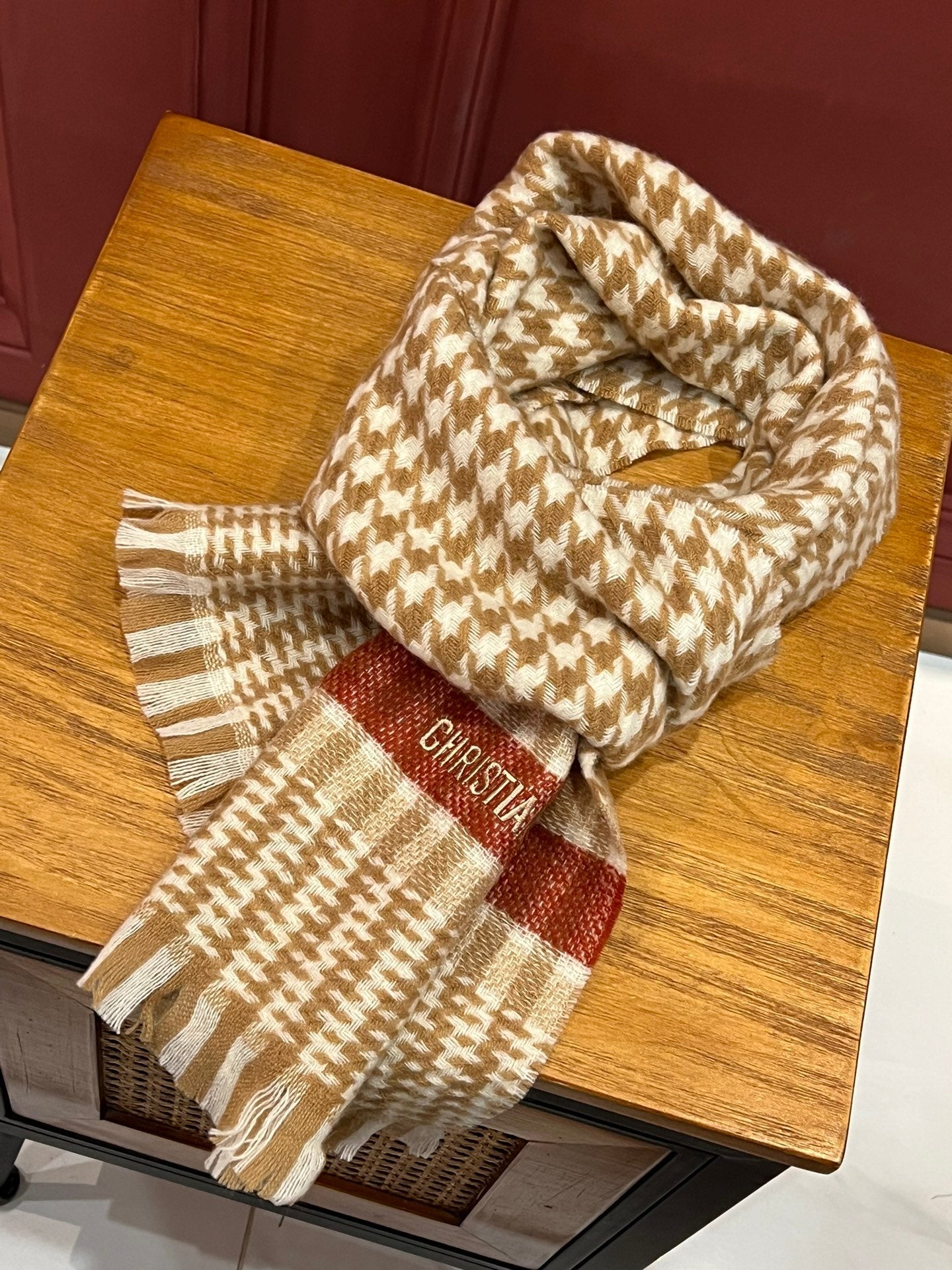 DIOR SCARF 190 CM IN PEANUT BROWN MIX WHITE CASHMERE 416802