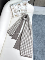DIOR SCARF 190 CM IN KHAKI BEIGE MIX WHITE CARO CASHMERE 388125