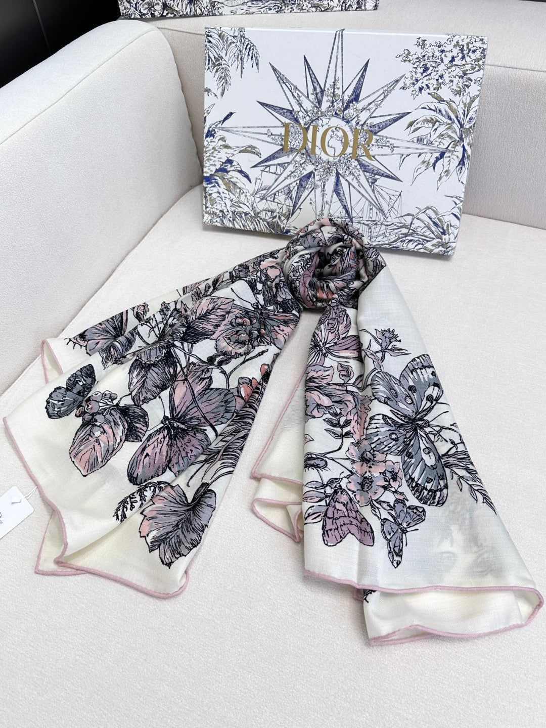 DIOR SQUARE SCARF 140 CM IN COLORFUL CASHMERE AND SILK 403837