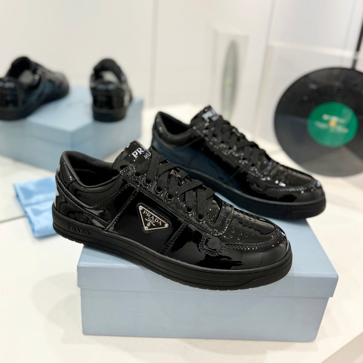 PRADA DOWNTOWN NAPPA SNEAKERS BLACK CALFSKIN