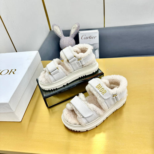 DIOR  DIORact Sandal In White Suede And Wool Fleece Lining 111050