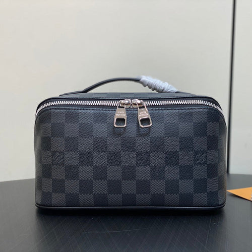 Louis Vuitton TOILETRY BAG 24 IN BLACK DAMIER GRAPHITE CANVAS