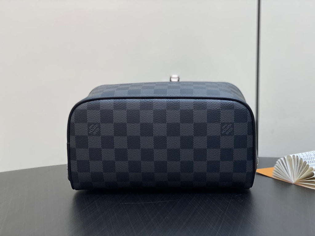 Louis Vuitton TOILETRY BAG 24 IN BLACK DAMIER GRAPHITE CANVAS