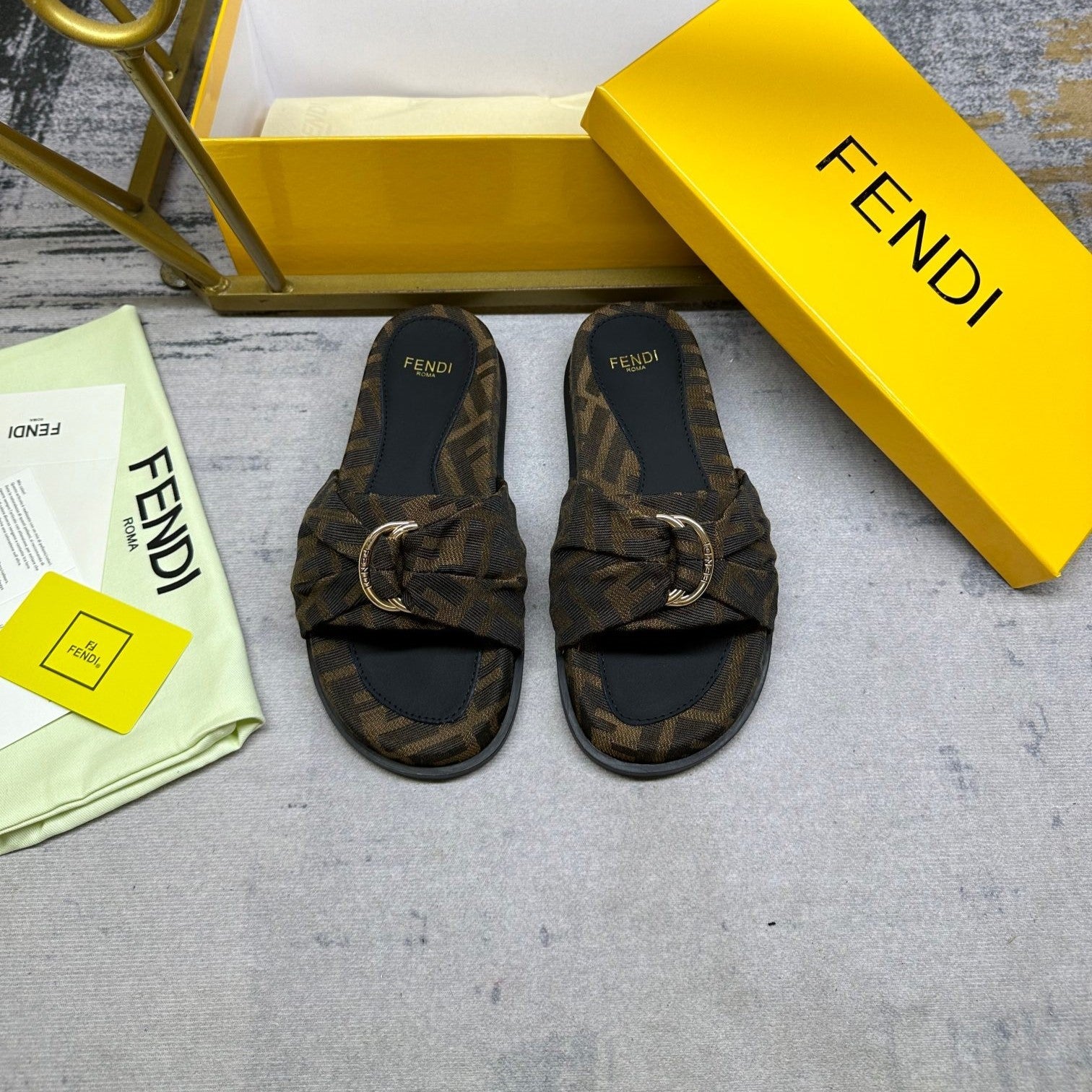 FENDI FF Feel 10 Brown Black FF jacquard Slide
