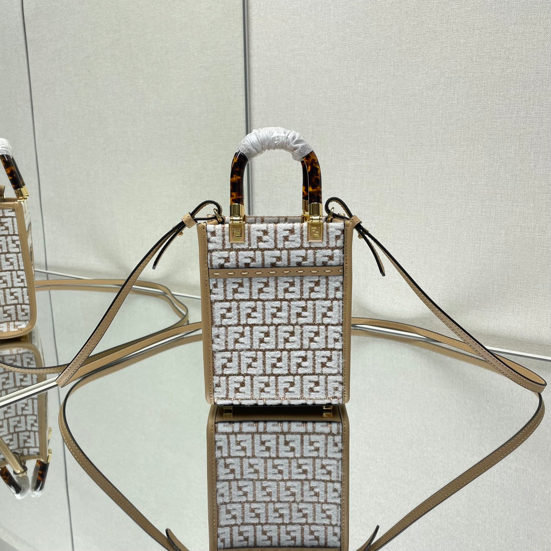 FENDI MINI SUNSHINE 18 IN WHITE WOOL AND CAMEL BROWN RAFFIA CALFSKIN TRIM
