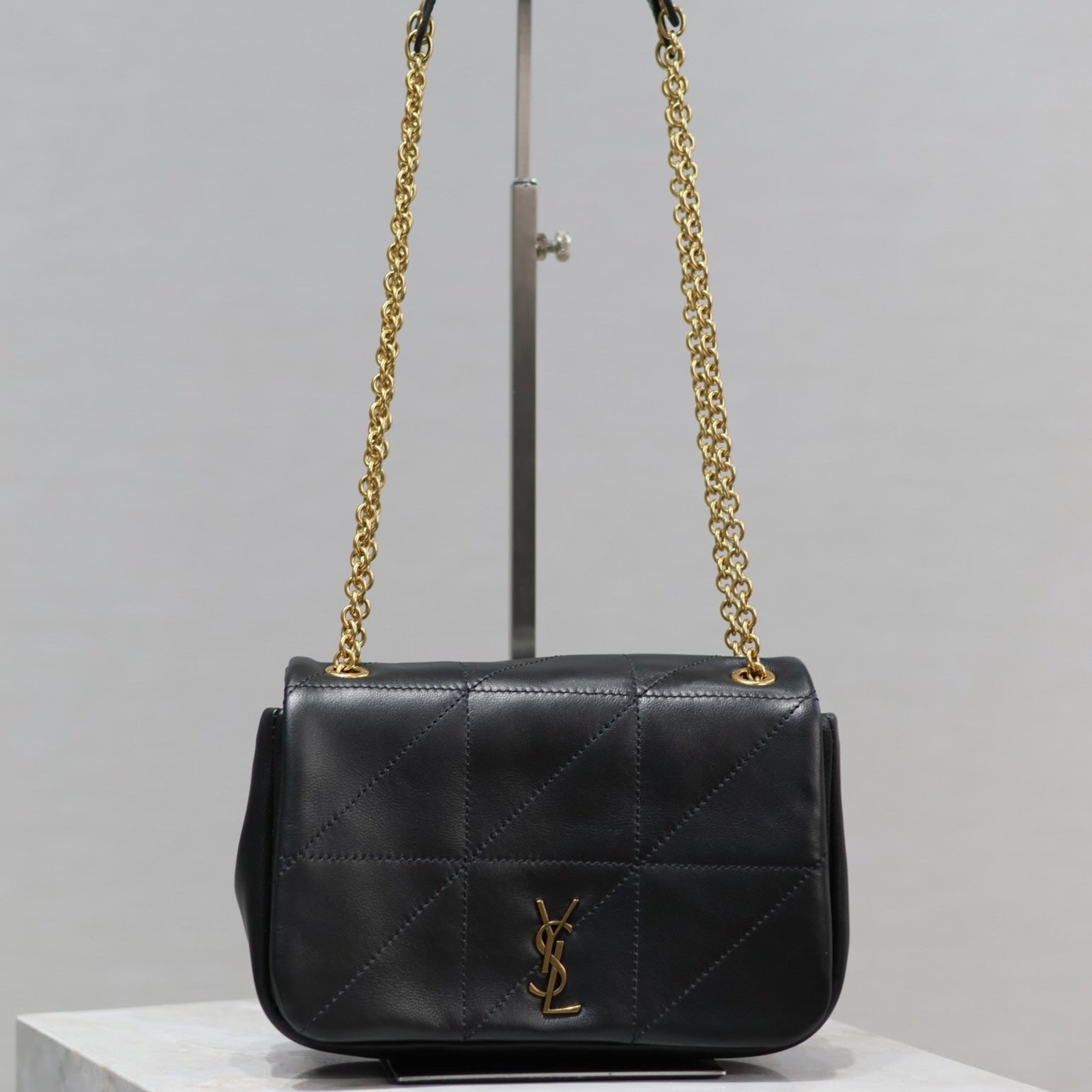 Saint Laurent JAMIE 4.3 MINI BAG 20 IN BLACK LAMBSKIN GLOD HARDWARE