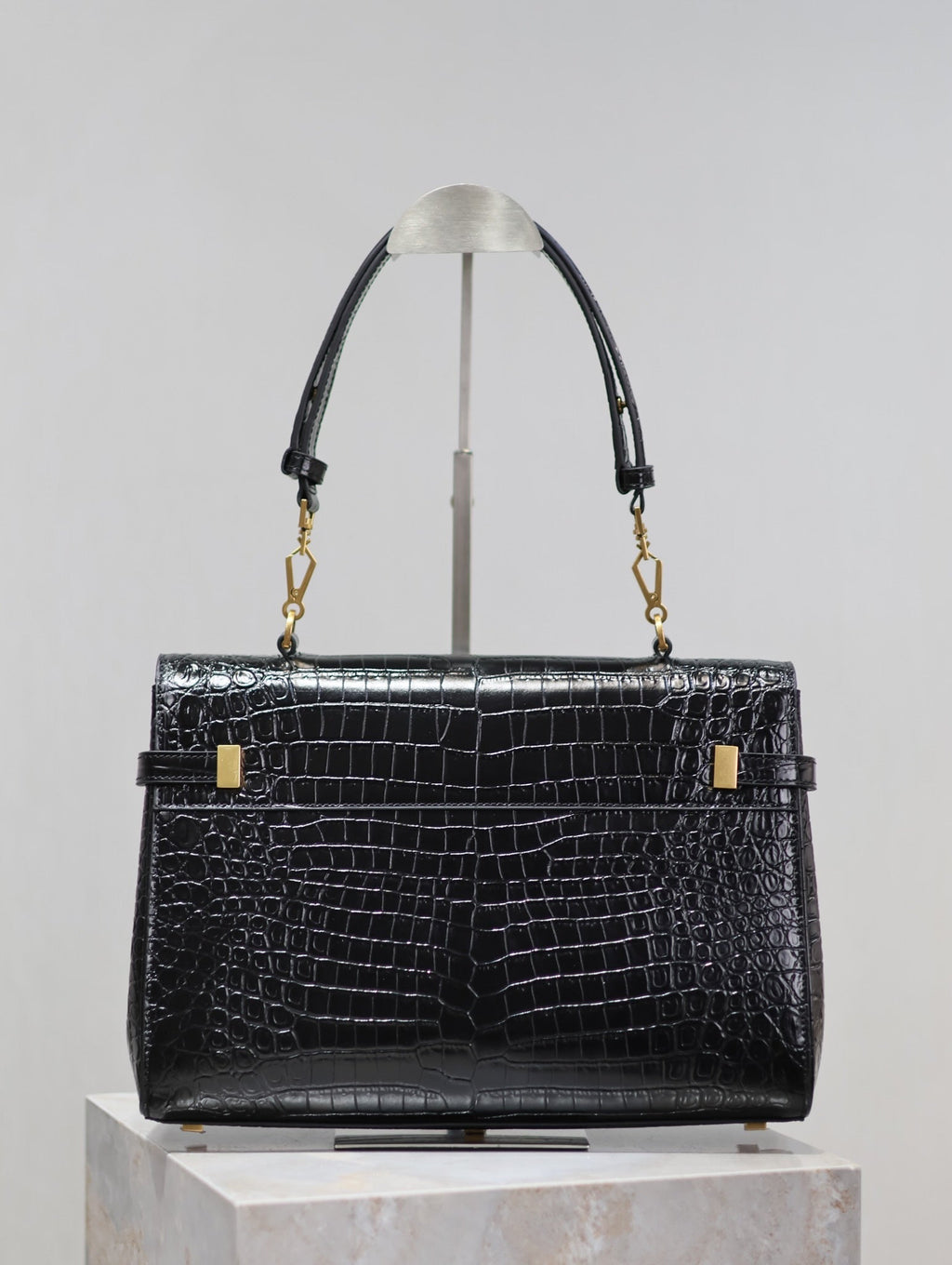Saint Laurent MANHATTAN HANDBAG 32 IN BLACK CROCODILE-EMBOSSED CALFSKIN GOLD HARDWARE