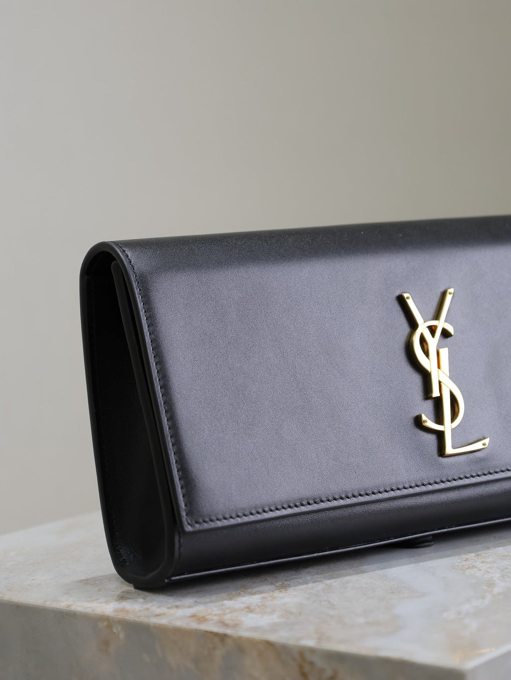 Saint Laurent CLASSIC KATE CLUTCH 27 IN BLACK LAMBSKIN GOLD HARDWARE