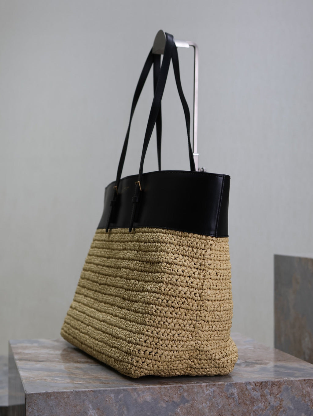 Saint Laurent SHOPPING TOTE BAG 38 IN BEIGE WOVEN RAFFIA AND BLACK CALFSKIN