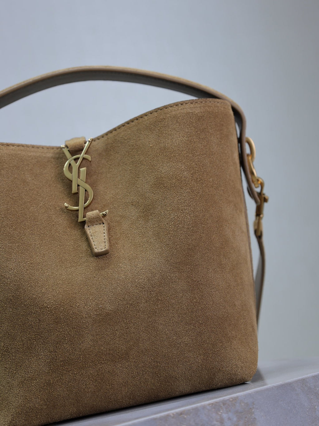 Saint Laurent LE 37 SMALL BUCKET BAG 20 IN DIRT BROWN SUEDE