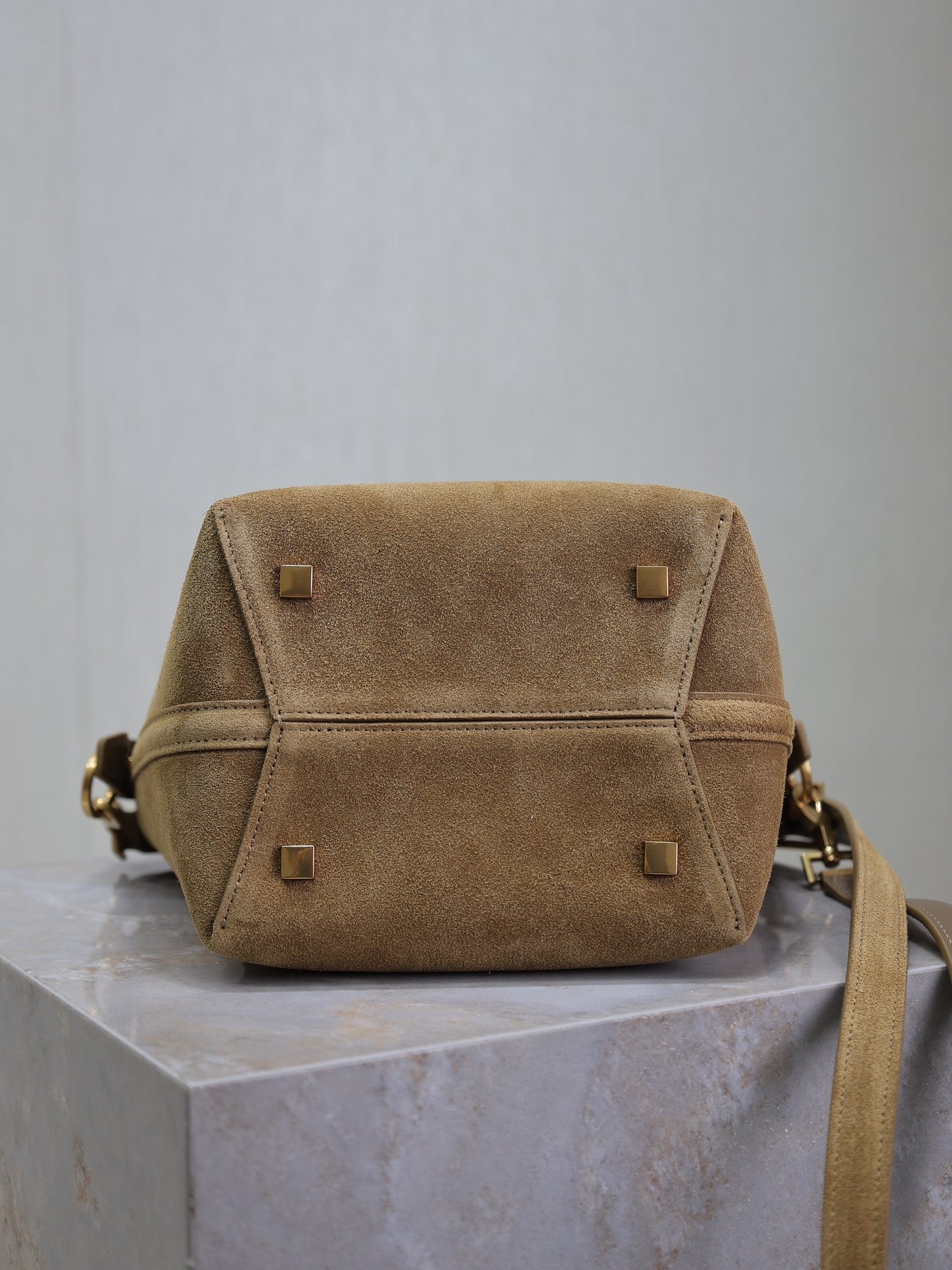 Saint Laurent LE 37 SMALL BUCKET BAG 20 IN DIRT BROWN SUEDE
