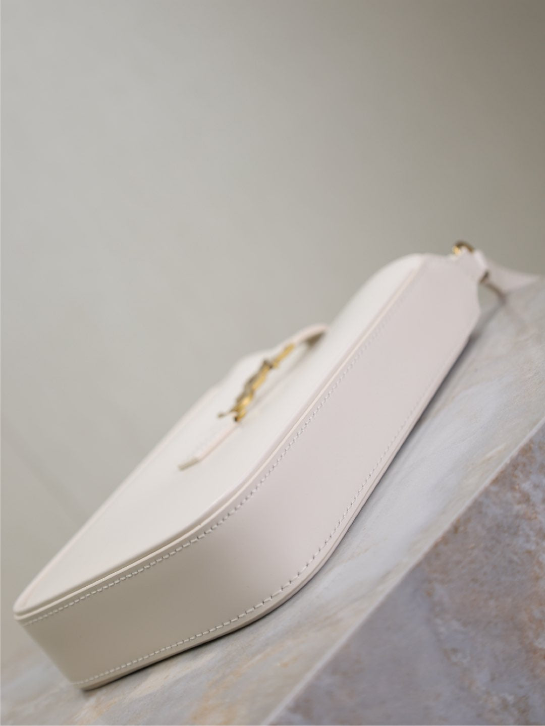 Saint Laurent LE 5 À 7 PHONE BAG 18 IN WHITE CALFSKIN