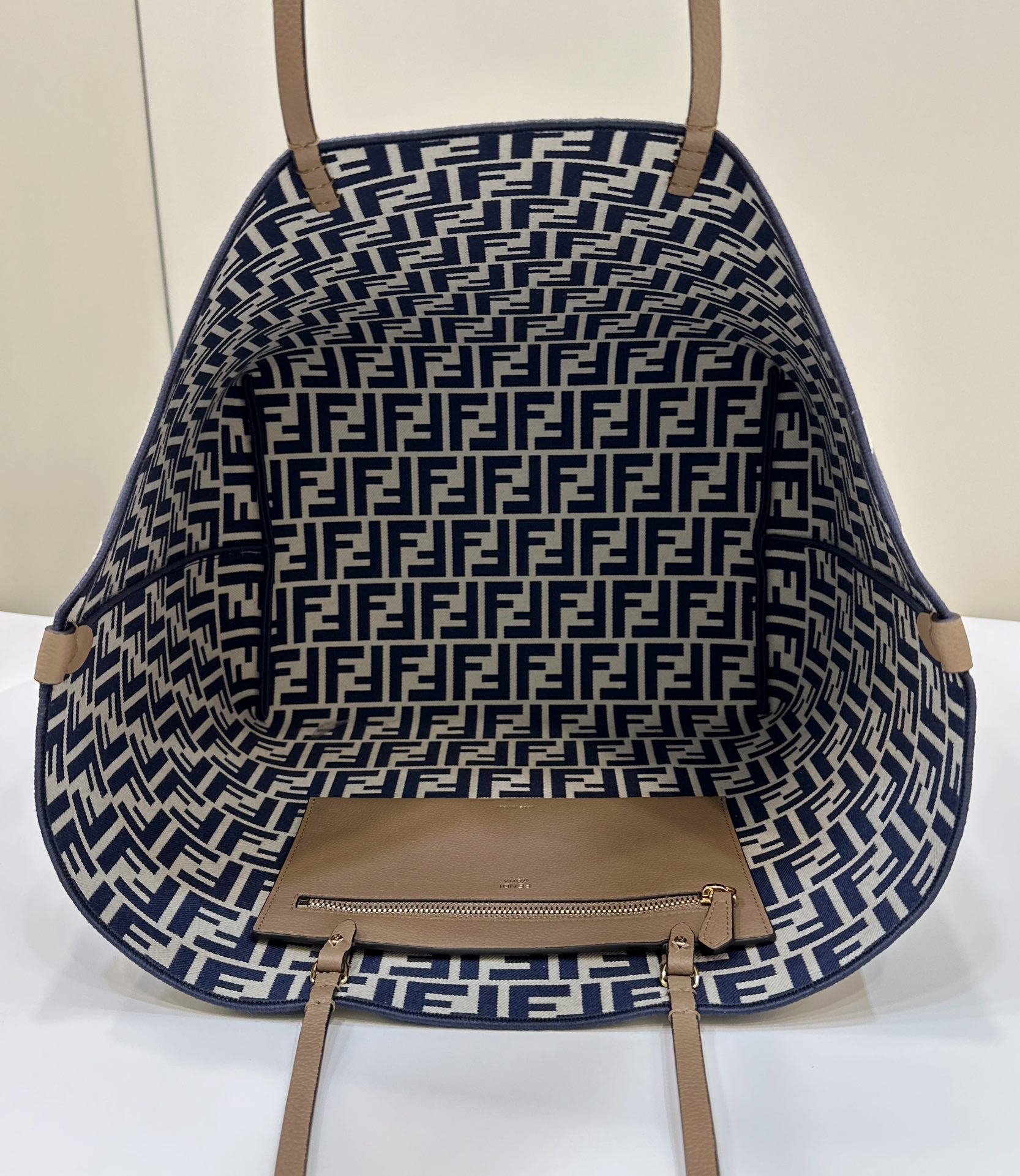 FENDI LARGE ROLL 33 IN MIDNIGHT BLUE MIX WHITE JACQUARD FABRIC