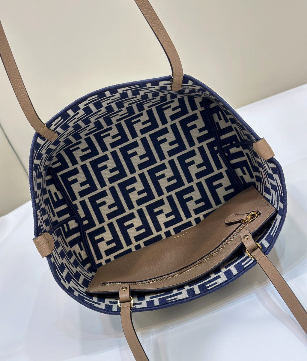 FENDI FENDI ROLL 22 TOTE BAG IN MIDNIGHT BLUE MIX WHITE CANVAS