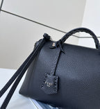 FENDI BY THE WAY SELLERIA LARGE 29 BAG IN BLACK CALFSKIN