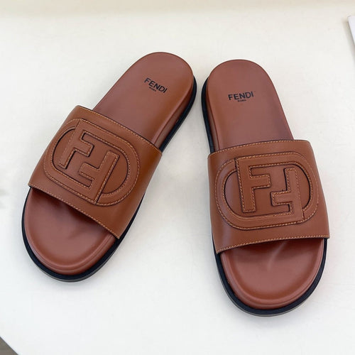 FENDI FENDI LOGO SLIDES IN SYRUP BROWN CALFSKIN