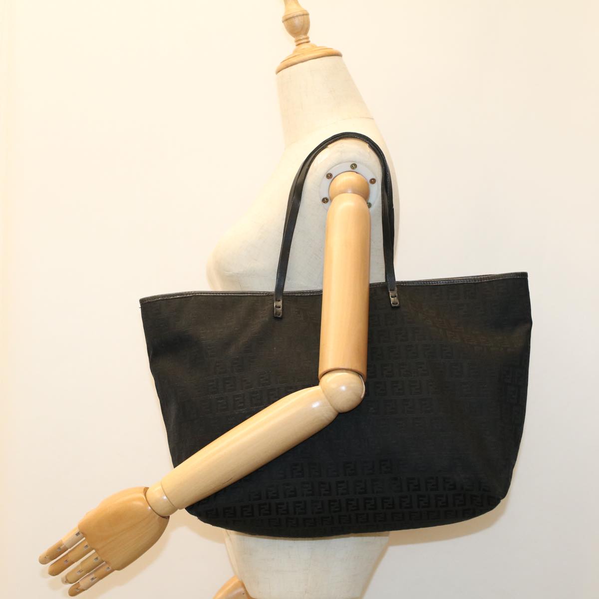 FENDI Zucchino Canvas Tote Bag Nylon Blackki3375