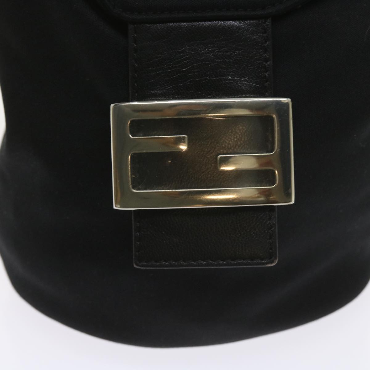 FENDI Mamma Baguette Shoulder Bag Nylon Black 2321 26765 009ki3585