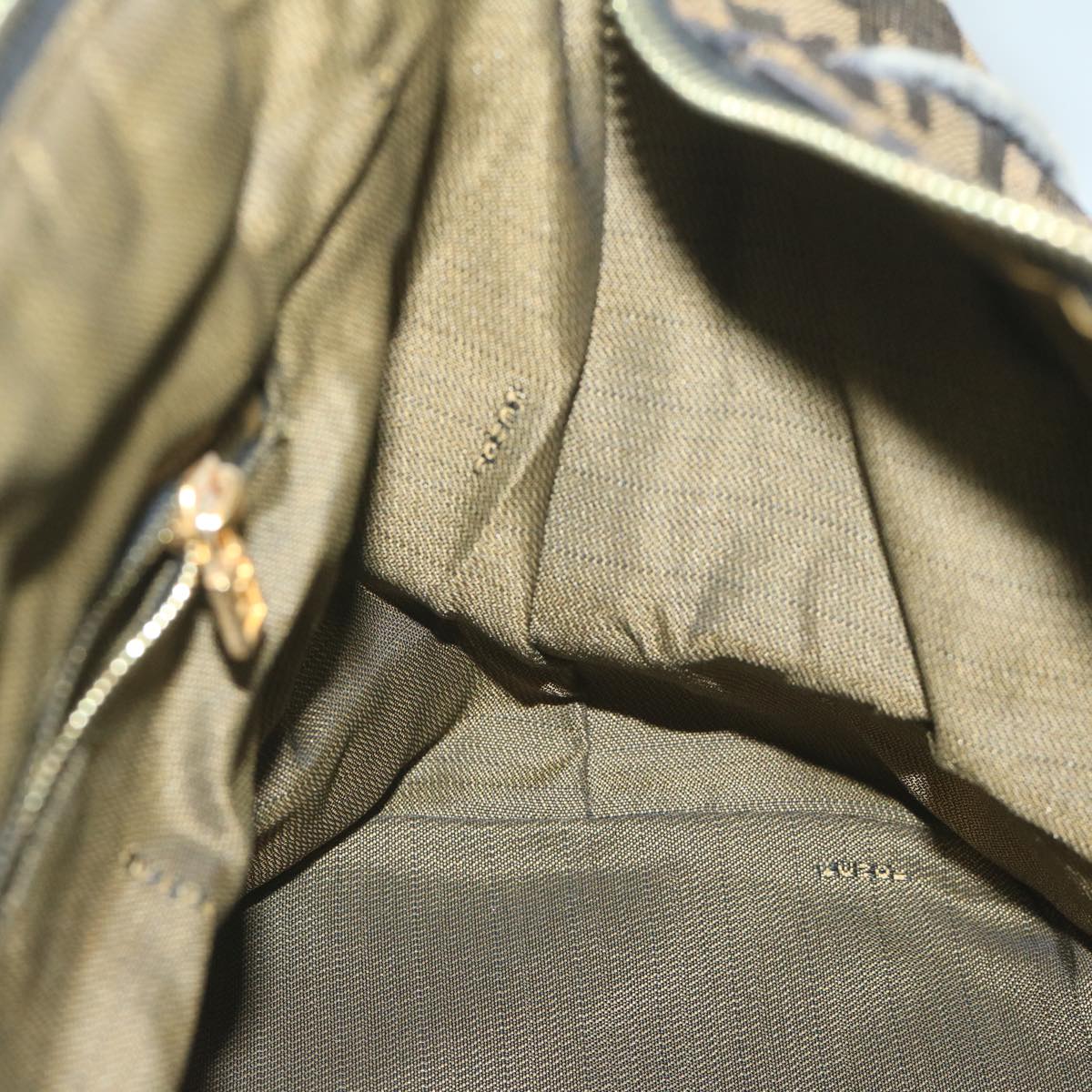 FENDI Zucca Canvas Vanity Cosmetic Pouch Black Brownki3845