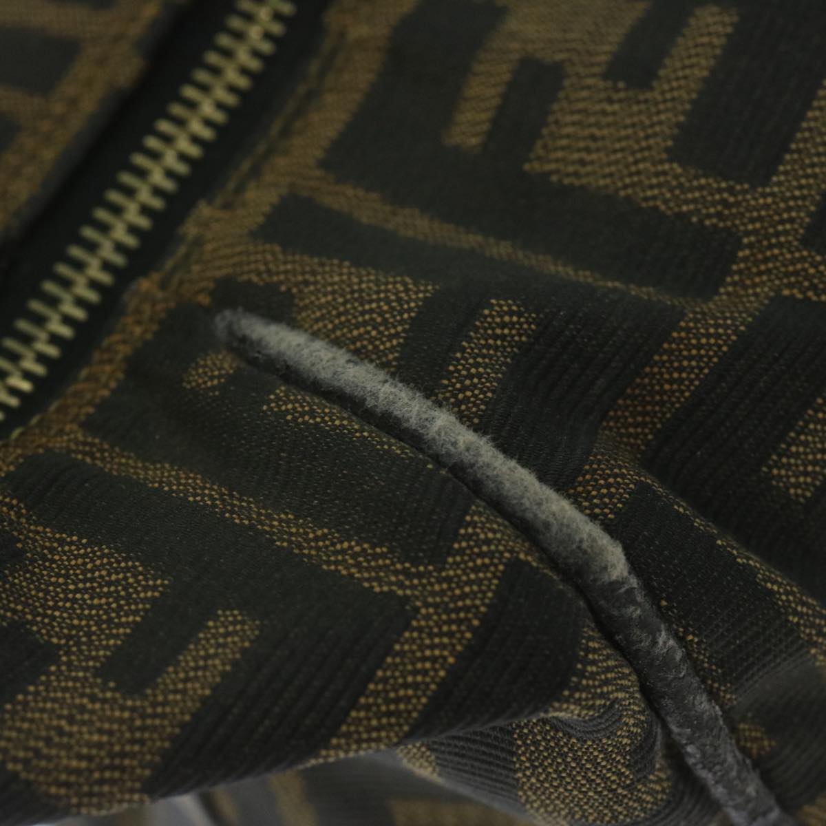 FENDI Zucca Canvas Vanity Cosmetic Pouch Black Brownki3845