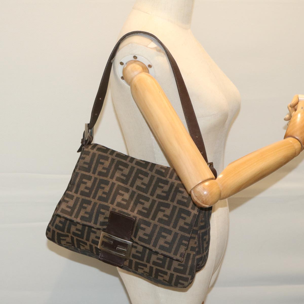 FENDI Zucca Canvas Mamma Baguette Shoulder Bag Black 33492 26325 008ki4044