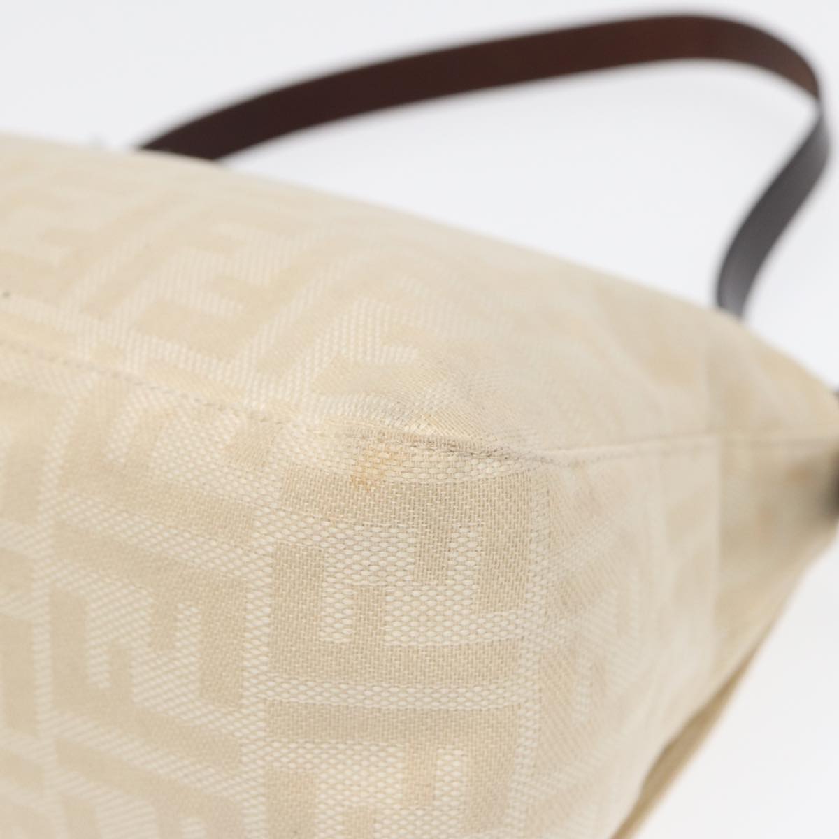 FENDI Mamma Baguette Shoulder Bag Canvas Leather White Brown Silverki4797